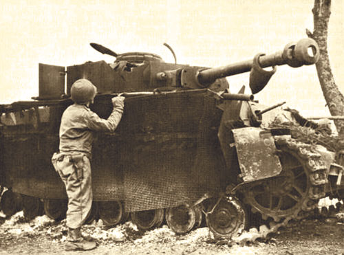 Wrecked Panzer IV