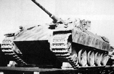 Bergepanther with stationary Panzer IV turret