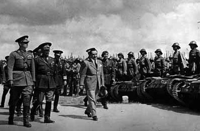 Generals inspect Malaxa UE Carrier troops