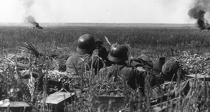 German infantry wait for the Soviet counter-attack