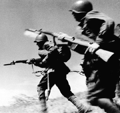 Soviet riflemen advance