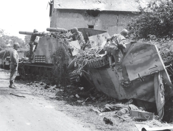 Captured Hummel and destroyed Sd Kfz 251/D