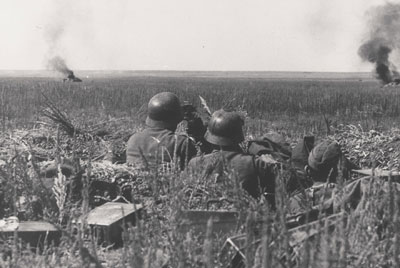 German Machine-gun team on the open steppe
