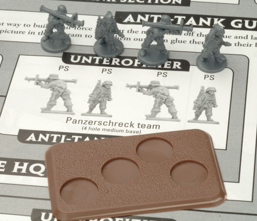 Assembling The Plastic German Grenadierkompanie