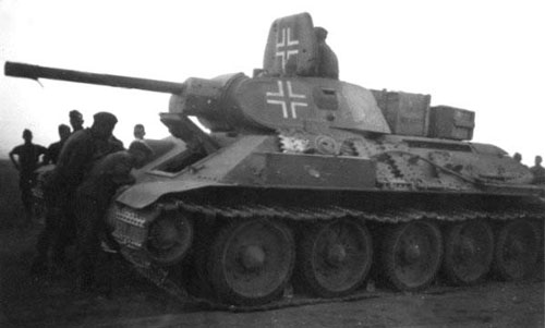 T-34 mod 1941/42 using a four-digit number on the side (Rear section) of the turret.