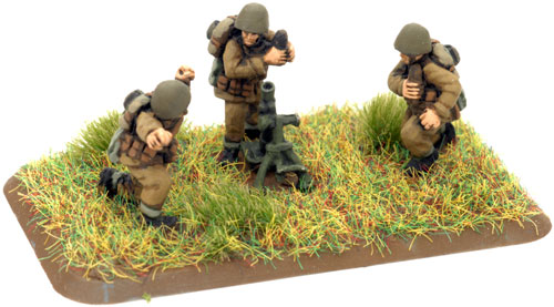 An example of a 81mm mortar team