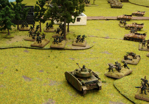 Sappers move to the front of the wood Sappers move to the front of the wood