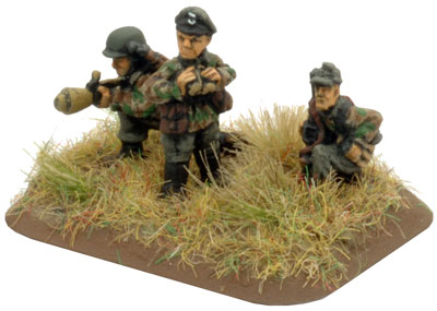 Sperr Platoon Command Panzerfaust SMG team