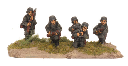 German Rifle/MG team