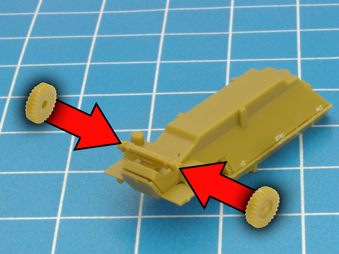 Assembling Sd Kfz 251 (8cm)	