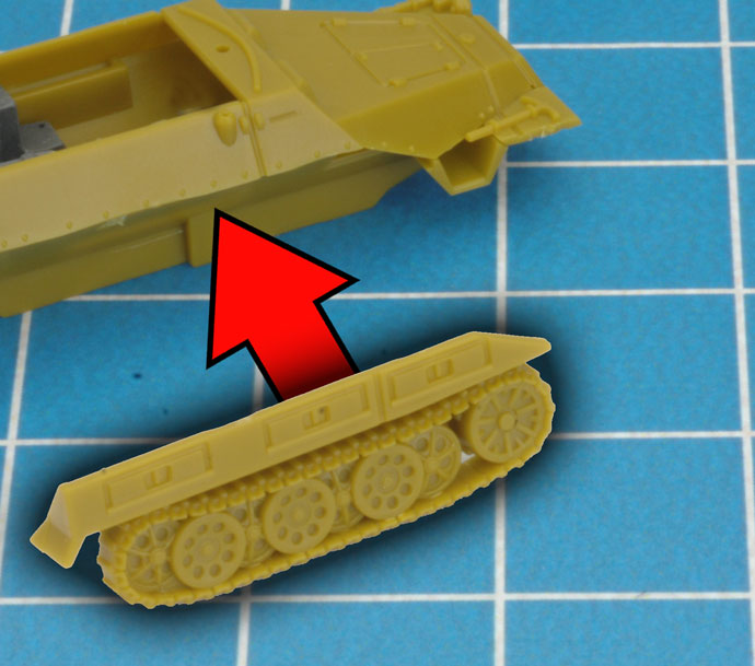 Assembling Sd Kfz 251 (8cm)	