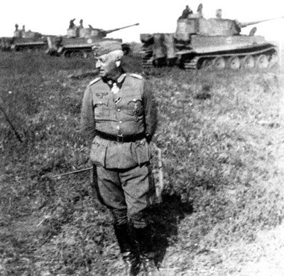 Generalfeldmarschal von Manstein inspects the Tiger of 503. sPz Abt.