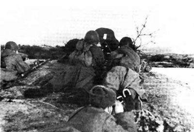 Soviet machine-gun team