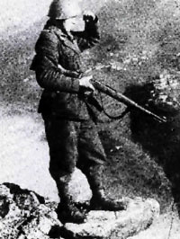 An Italian infantryman