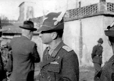 Gen. Mario Carloni who commanded the division from July 1944 to February 1945