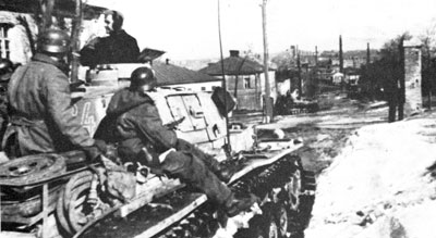 SS Panzer III in the suburban streets of Kharkov