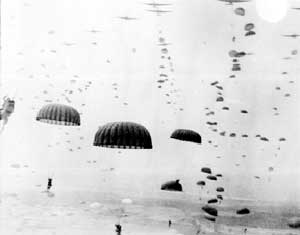 US Parachute Infatnry landing
