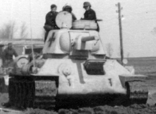 Examples of Beutepanzer with Antennas