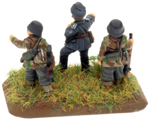 HG 7.5cm PaK40 Gun Command Team (GE522)