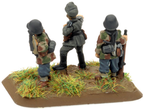 HG 7.5cm leIG18 gun Command team (GE558)