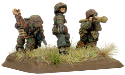 Alternative arrangement for Command Panzerfaust SMG team
