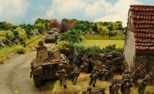 New enemy tanks appear on the road