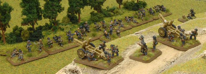 The 15cm sIG33 infantry guns support the Panzergrenadiers.