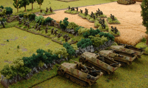 Panzergrenadiers prepare to attack