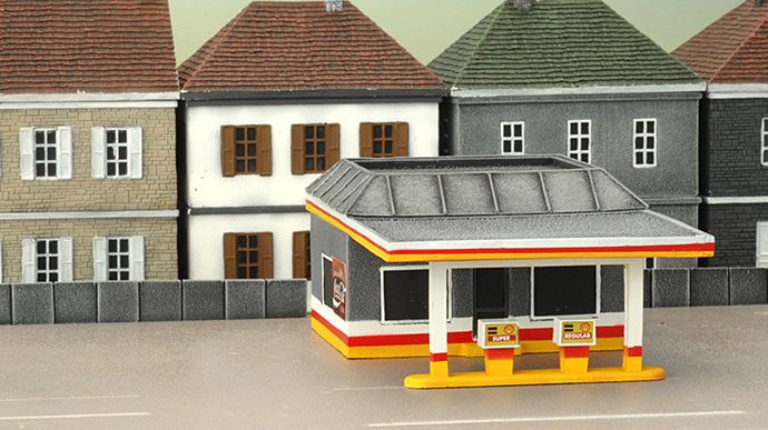 Pimp Your Pumps &ndash; Decorating the Petrol Station