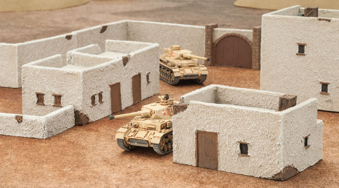 Small Desert Houses (BB222)