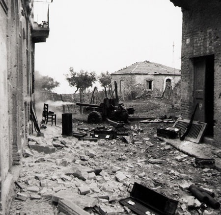 6pdr in Normandy